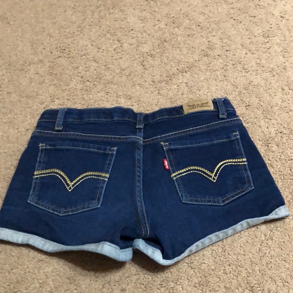 Kids Levi’s Jean Shorts - Picture 2 of 4